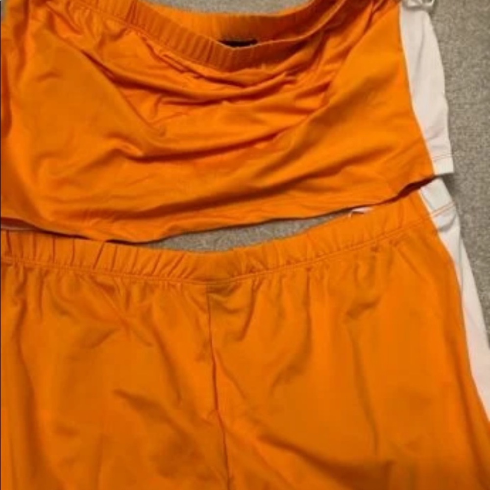 Two Piece Set - Picture 3 of 4